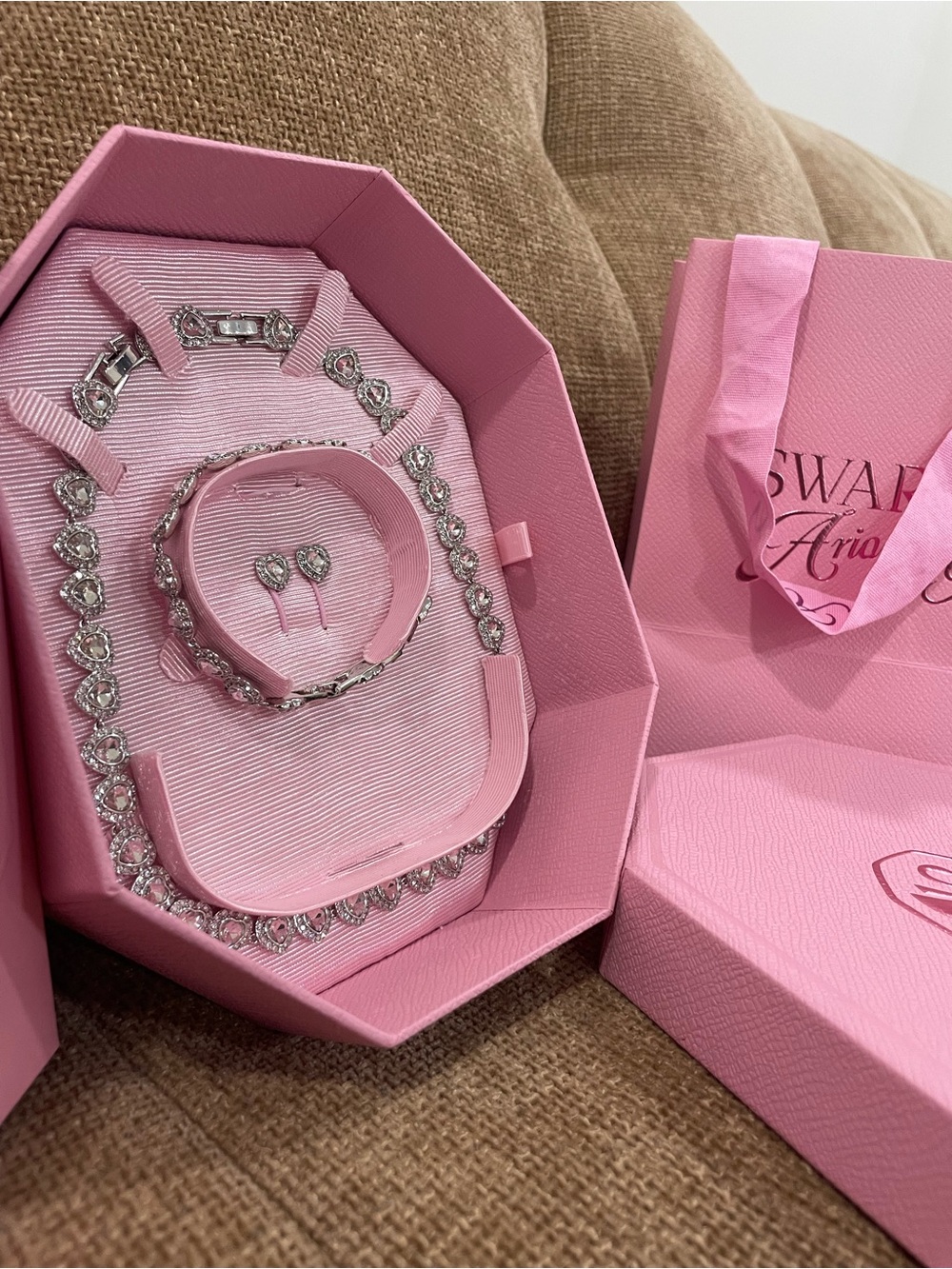 Swarovski ariana grande Pink Crystal Bracelet & Earring Set heart
